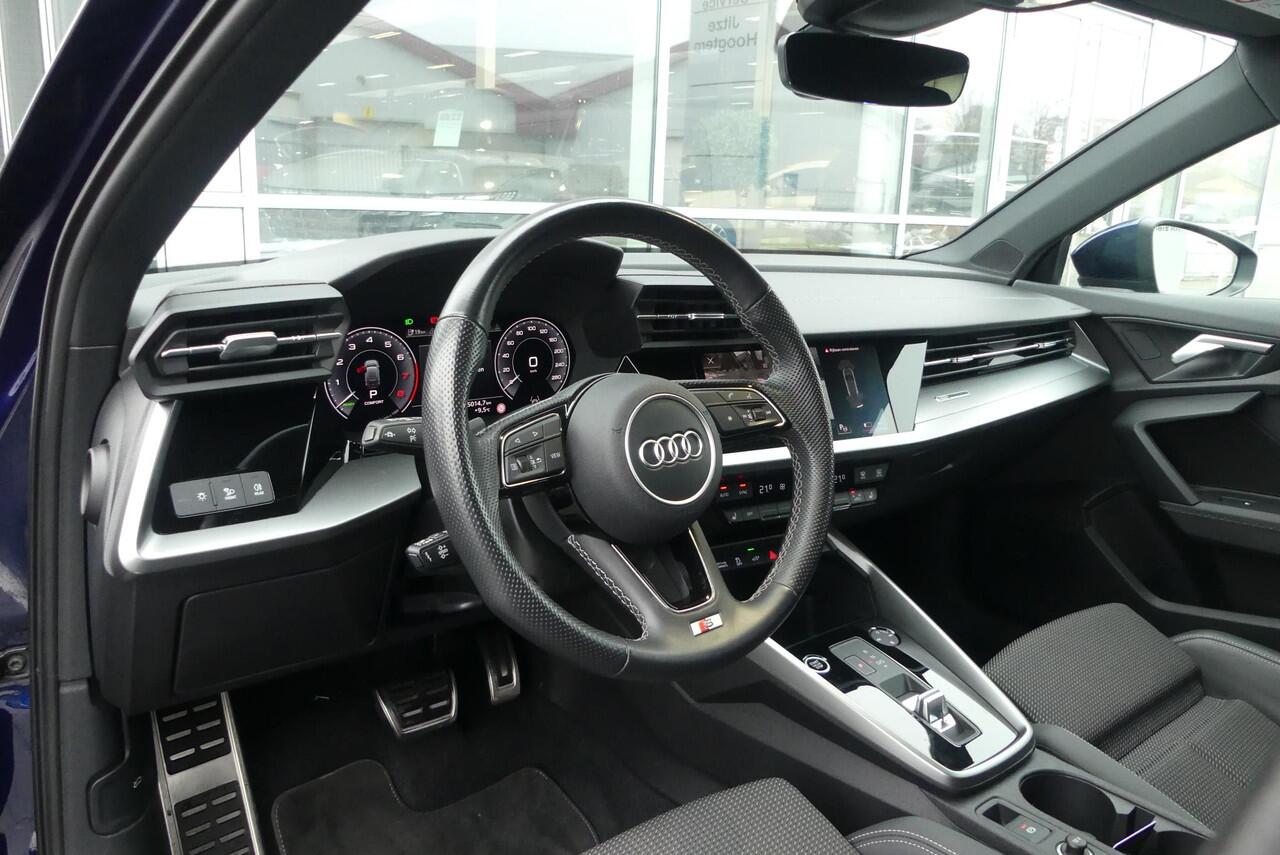 Audi A3 SPORTBACK 45 TFSI e S edition Competition HALF LEDER, STOELVERWARMING, ADAPT. CRUISE, CLIMA, CAMERA, PDC V&A, NAVI, 47.526KM