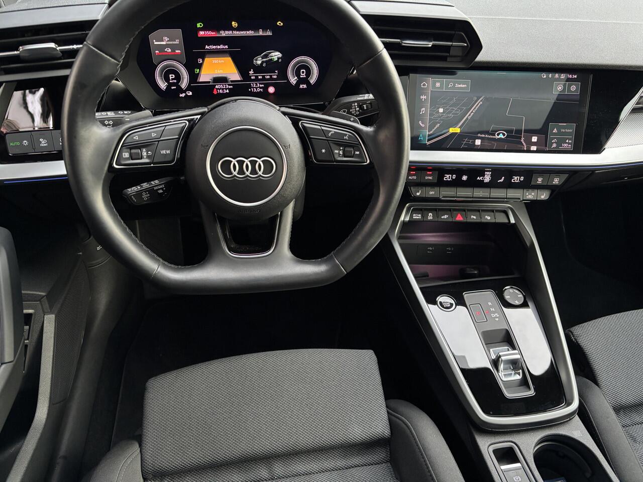 Audi A3 SPORTBACK 45 TFSIe 245 pk S-line Matrix Pano Sfeer