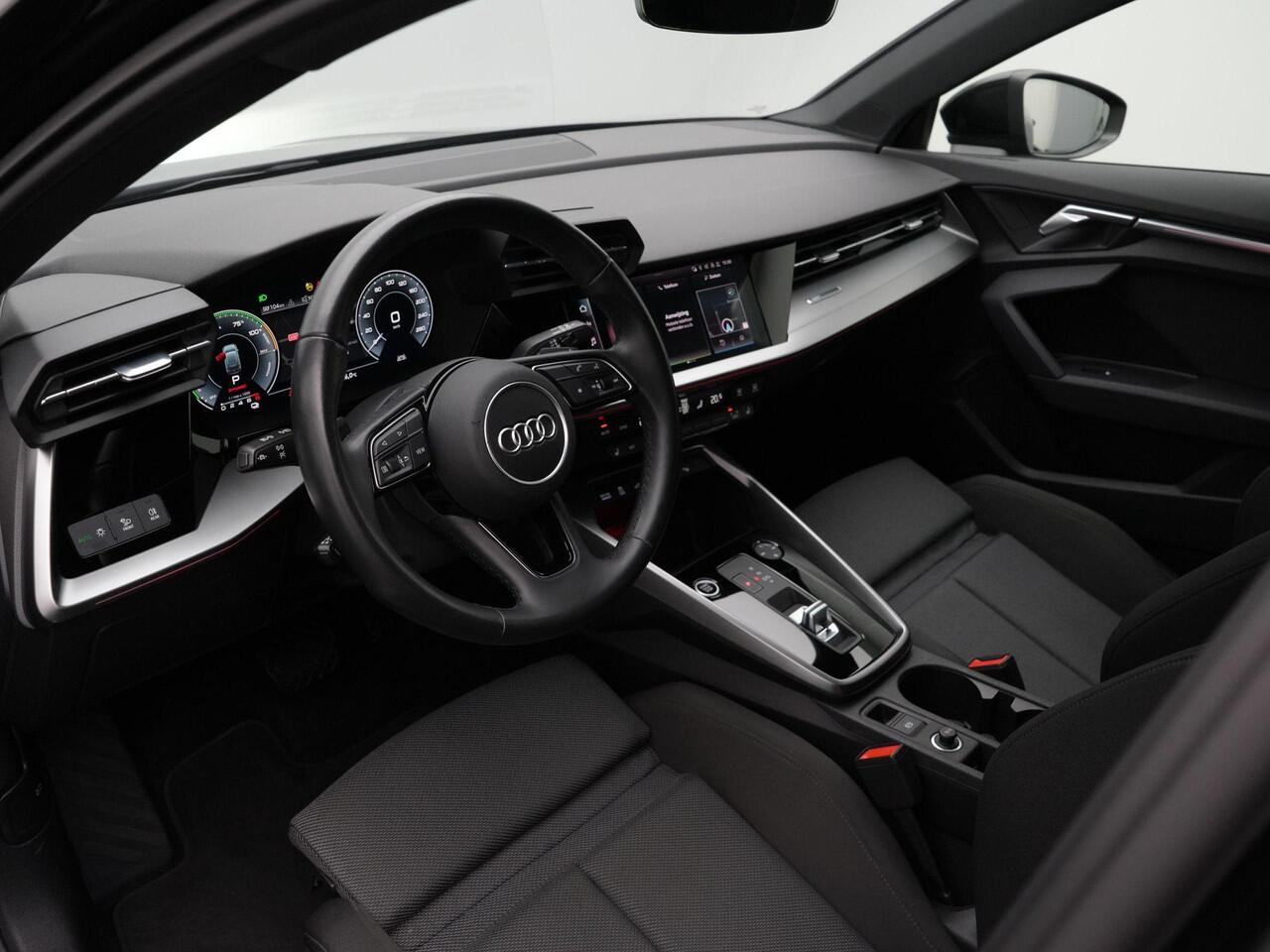 Audi A3 SPORTBACK 40 TFSI e 204 pk Advanced edition / S-Line | Trekhaak | Navigatie | Stoelverwarming | Parkeersensoren voor/achter