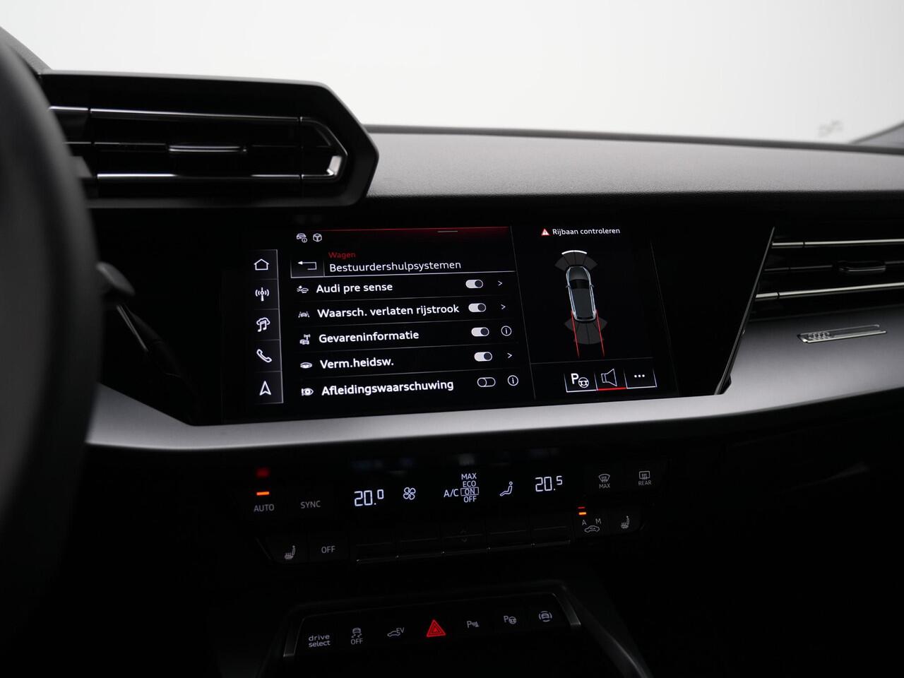 Audi A3 SPORTBACK 40 TFSI e 204 pk S-tronic Advanced edition | Stoelverwarming | Navigatie | Parkeersensoren voor/achter