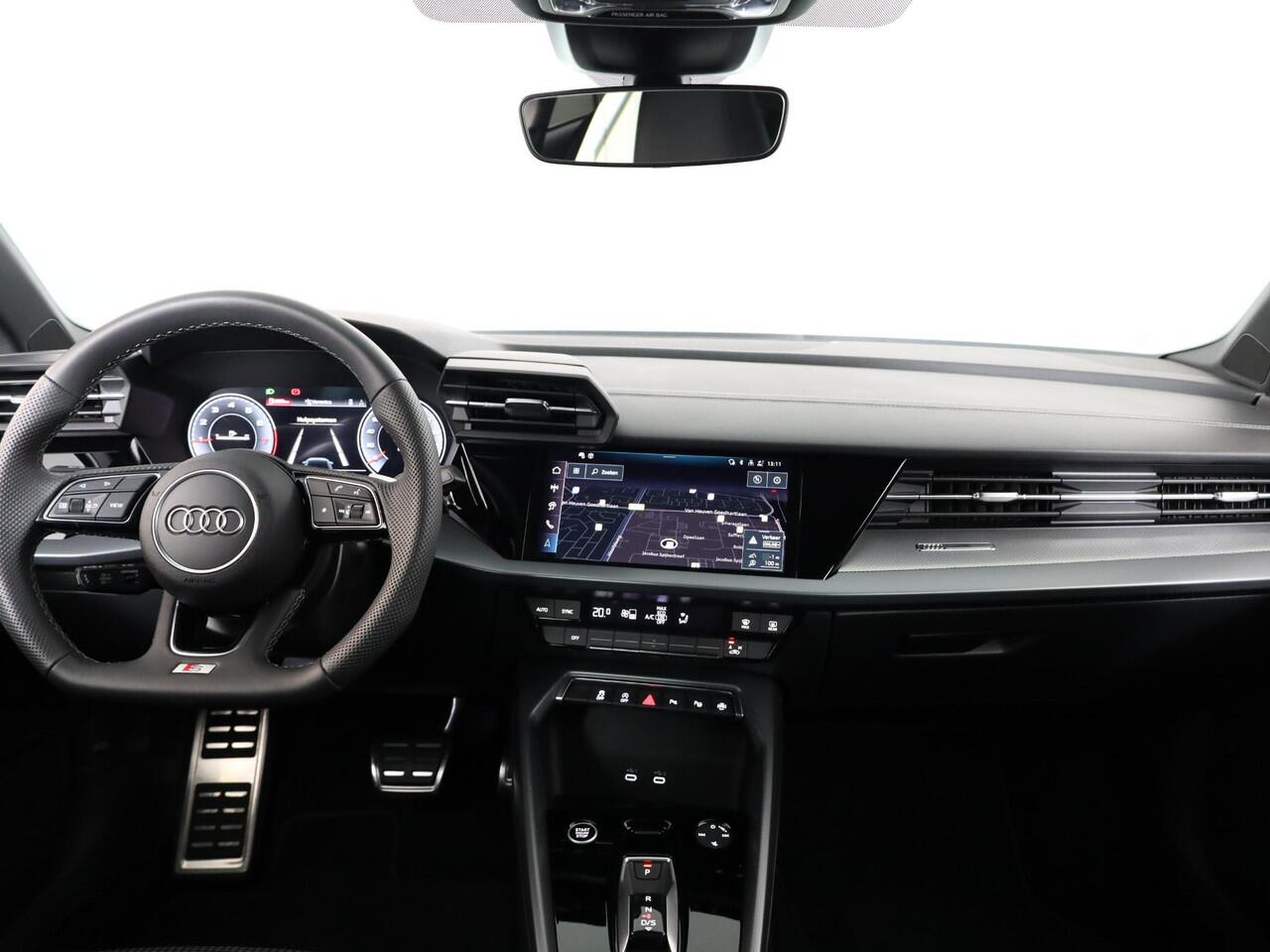 Audi A3 SPORTBACK 35 TFSI S edition 150 pk S-tronic | Verlengde garantie | Navigatie | Parkeersensoren (Park assist) | LED koplampen | S-Line |