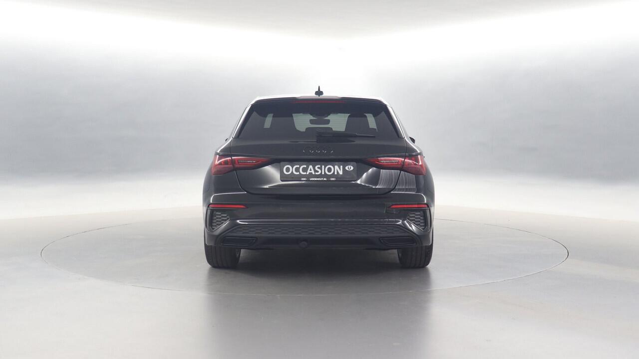 Audi A3 SPORTBACK 35 TFSI 150pk S Edition S-Tronic / Navigatie / Adaptive Cruise Control / Parkeersensoren