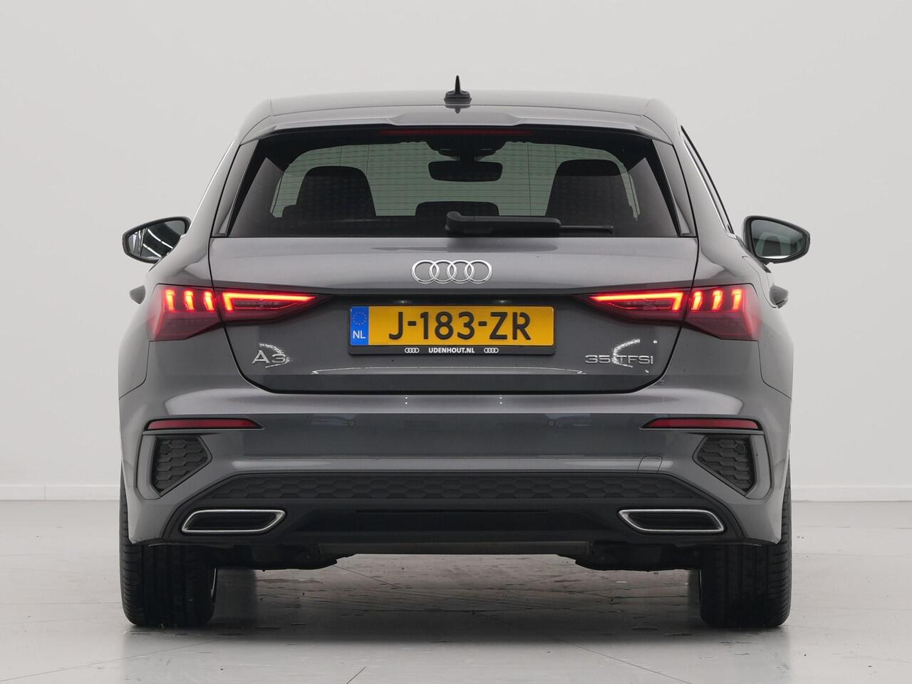 Audi A3 SPORTBACK 35 TFSI 150pk S-tronic S-line Navigatie Carplay Parkassist Stoelverwarming Pdc Acc 63