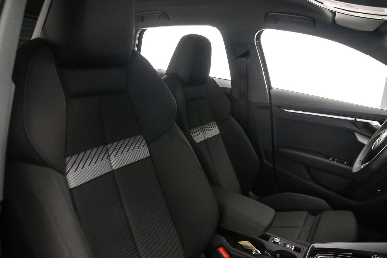Audi A3 SPORTBACK 40 TFSI e Advanced edition | ACC | Achteruitrijcamera | MMI plus | Full-led | Carplay | Audi sound |
