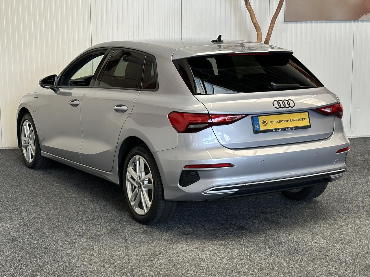 Audi A3 SPORTBACK 40 TFSI E EDITION PHEV AUTOMAAT VIRTUAL DASHBOARD STUUR FLIPPERS MET WINTERSET APPLE CARPLAY NAVIGATIE STOELVERWARMING ZEER MOOI !! 3010