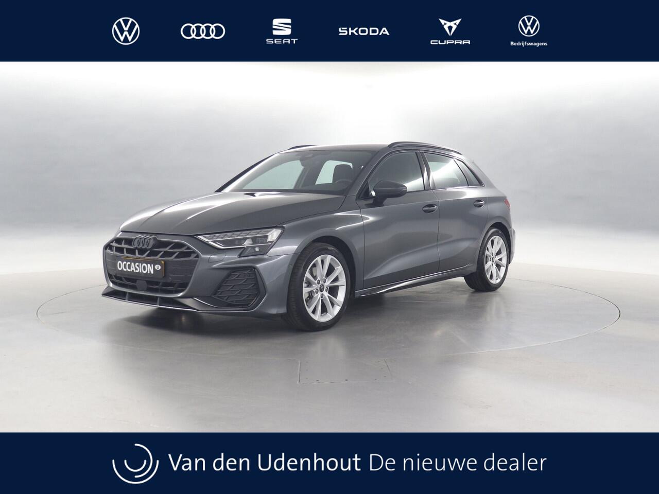 Audi A3 SPORTBACK 30 TFSI 115pk S-Line Edition S-Tronic / Navigatie / Adaptive Cruise / Parkeersensoren