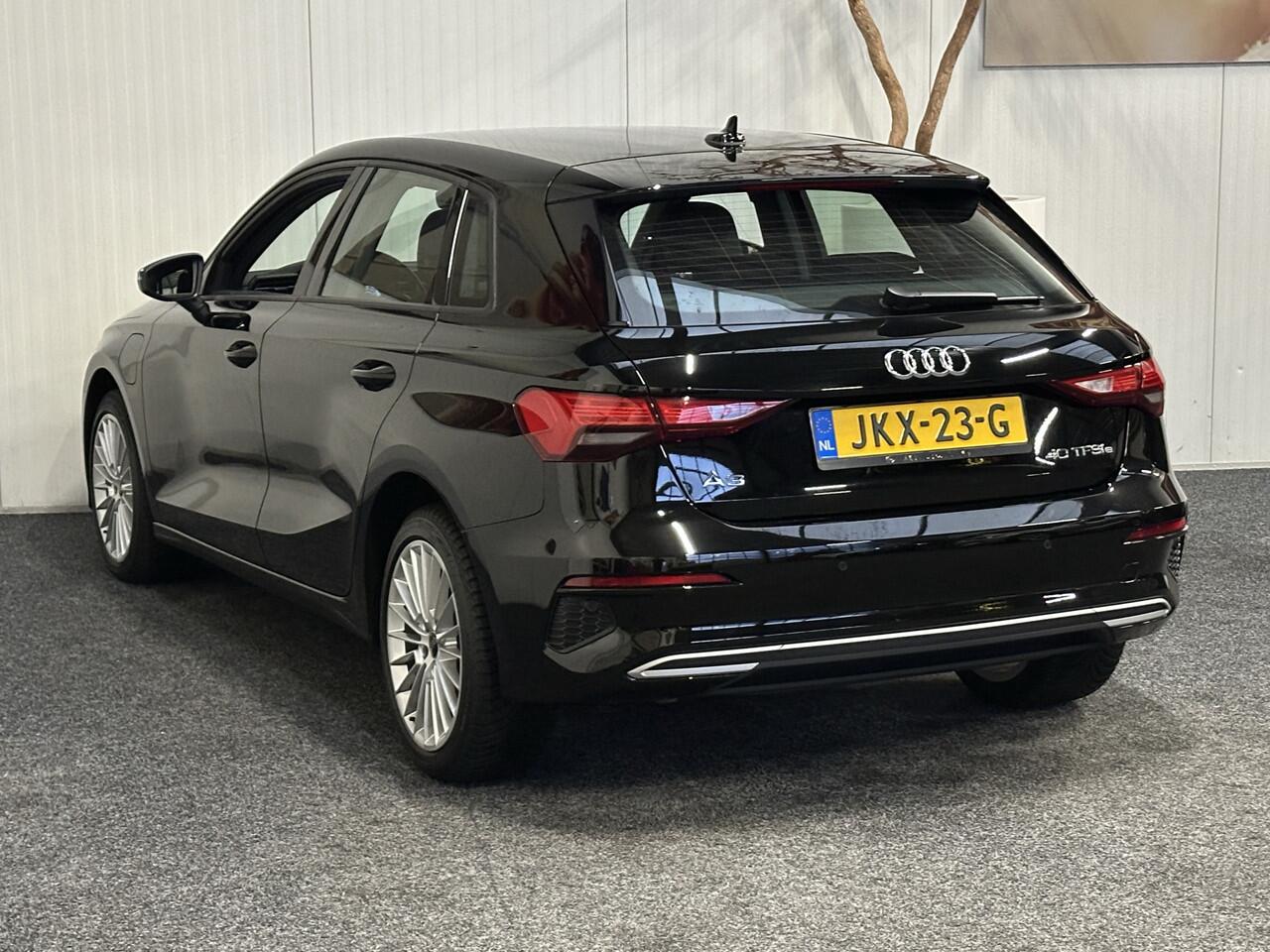 Audi A3 SPORTBACK 40 TFSI e EDITION PHEV AUTOMAAT NAVIGATIE CRUISE CONTROL CLIMATE CONTROL BLUETOOTH TELEFOON APPLE CARPLAY/ANDROID RIJSTROOKSENSOREN KEYLESS GO PDC ZEER MOOI !! 3010