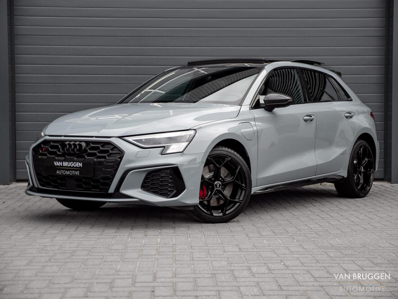 Audi A3 SPORTBACK 45 TFSI e S-Line Pano S3 B&O Carbon Sfeer ACC BTW Matrix