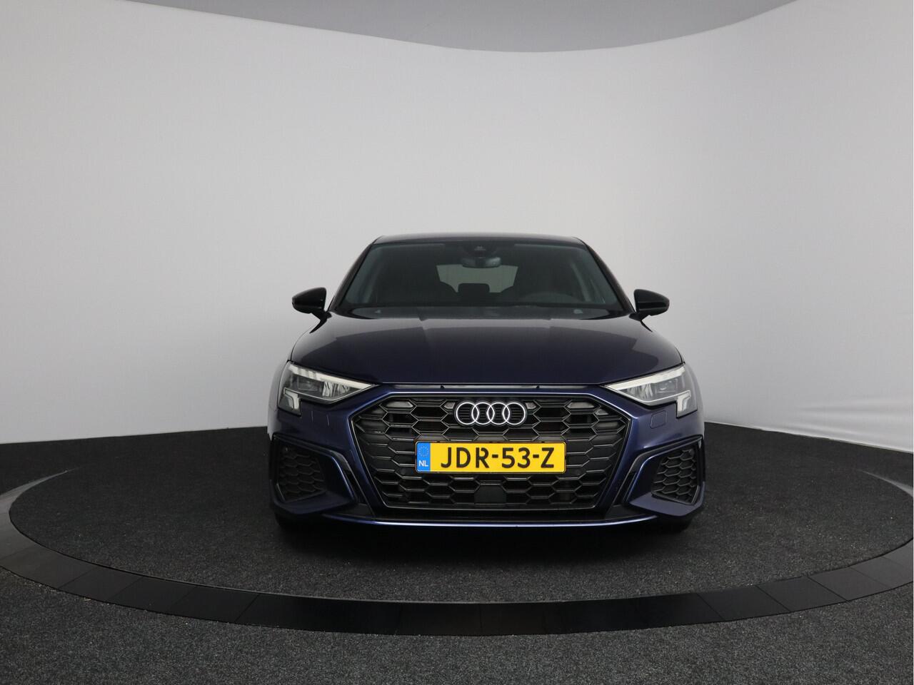 Audi A3 SPORTBACK 45 TFSI e S-line | Plug-In Hybrid | Navigatie |