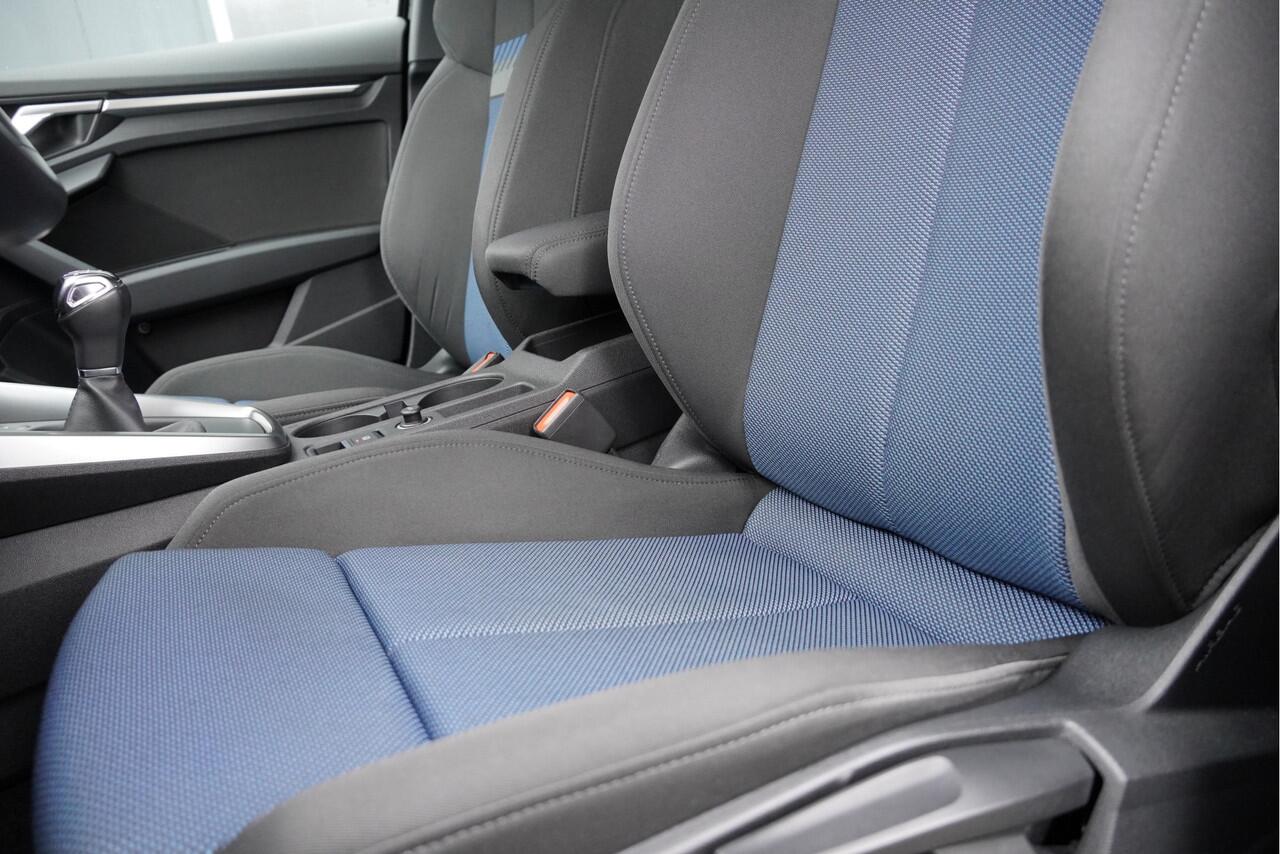 Audi A3 SPORTBACK 35 TFSI 150PK! Business Edition BJ2020 Lmv 17" | Led V+A | Pdc | Navi | Dynamische knipperlichten | App-Connect | Virtual cockpit | Climate control | Cruise control | Sportstoelen | Getint glas | Nw-model!