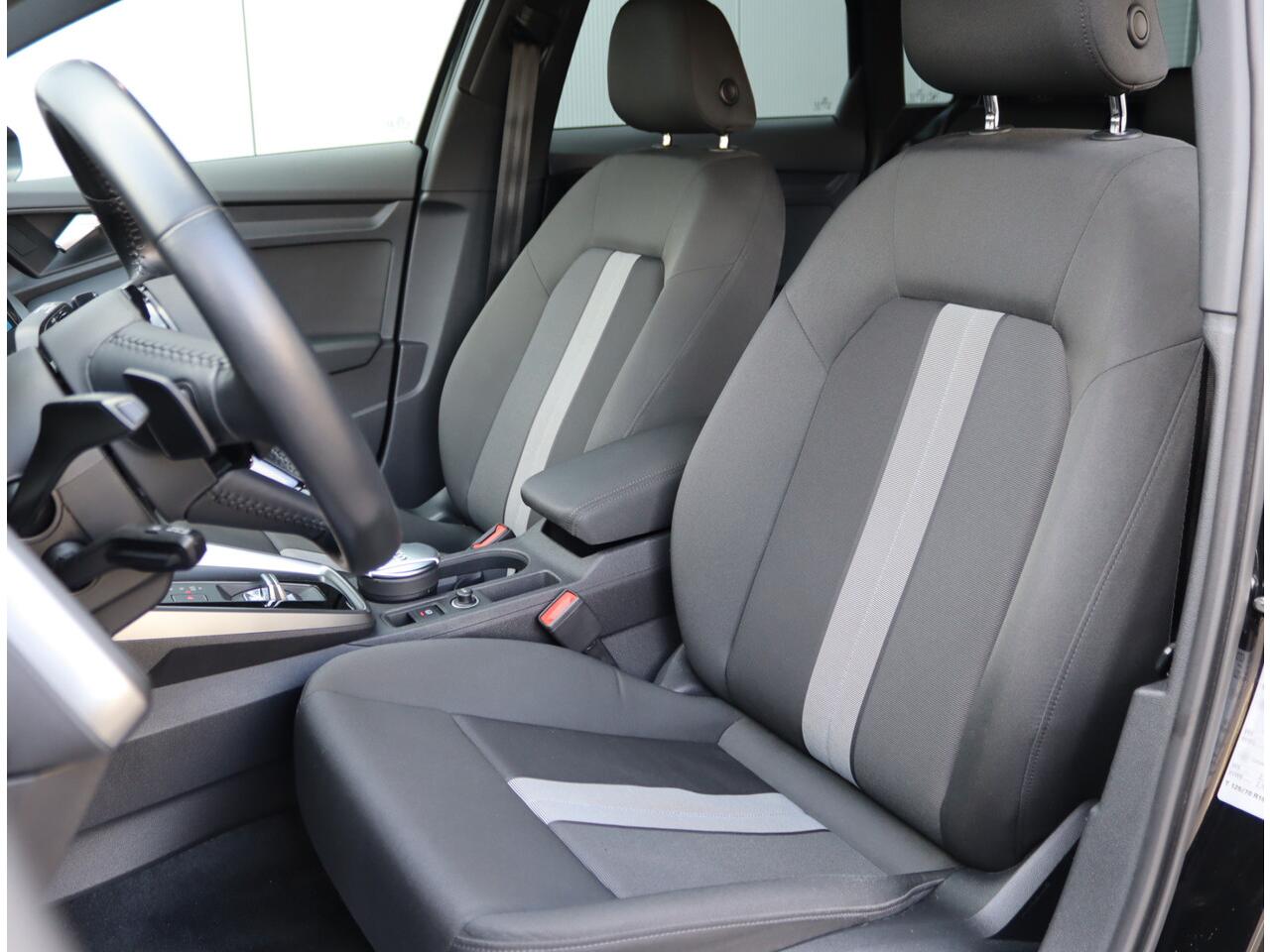 Audi A3 SPORTBACK 35 TFSI S-Line | Navigatie | ACC | Stoelverwarming | 150PK