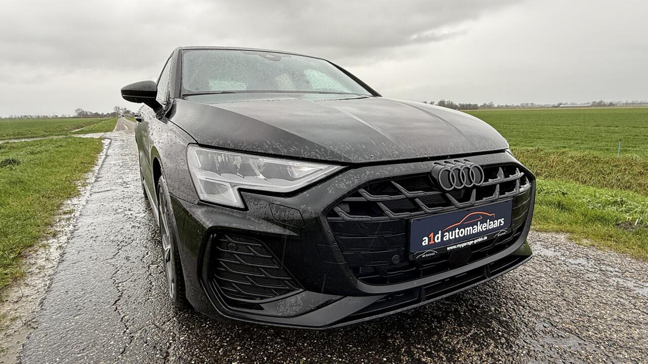 Audi A3 SPORTBACK 45 TFSI e plug in hybride S line, 200 KW/272 PK(!) DEMO S Line, Comfort pakket, Automaat, 18", Panorama, Clima, Black pareleffect