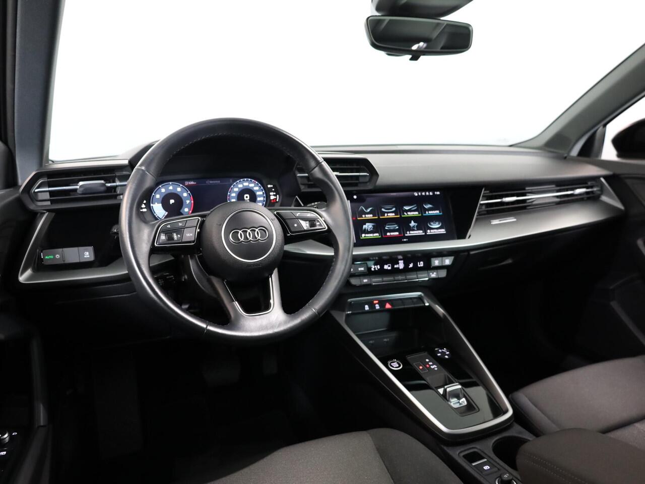 Audi A3 SPORTBACK 30 TFSI Pro Line 110 pk S-tronic | Gratis Winterset | Parkeersensoren achter | Cruise control | Apple Carplay/Android Auto | LED koplampen |