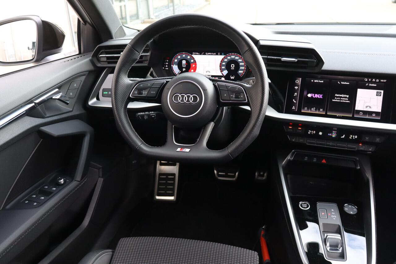 Audi A3 Limousine 30 TFSI S-Line edition NL-Auto!! Apple Car-play I Led verlichting
