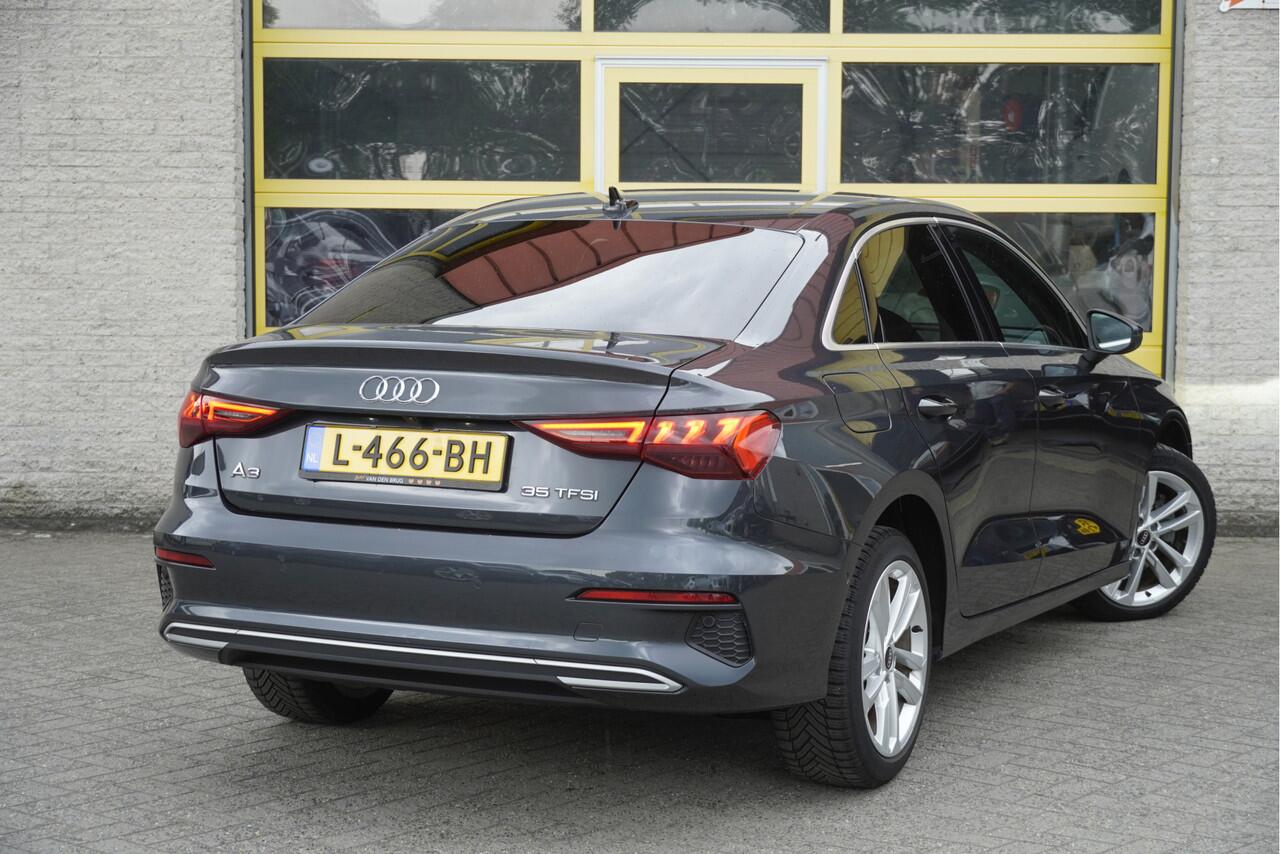 Audi A3 Limousine 35 TFSI 150PK! Automaat Business Edition BJ2021 Lmv 17" | Led | Pdc | Navi | Dynamische knipperlichten | Achteruitrijcamera | App-Connect | Virtual cockpit | Climate control | Cruise control | Sportstoelen | Verwarmde voorstoelen | Extra getint 