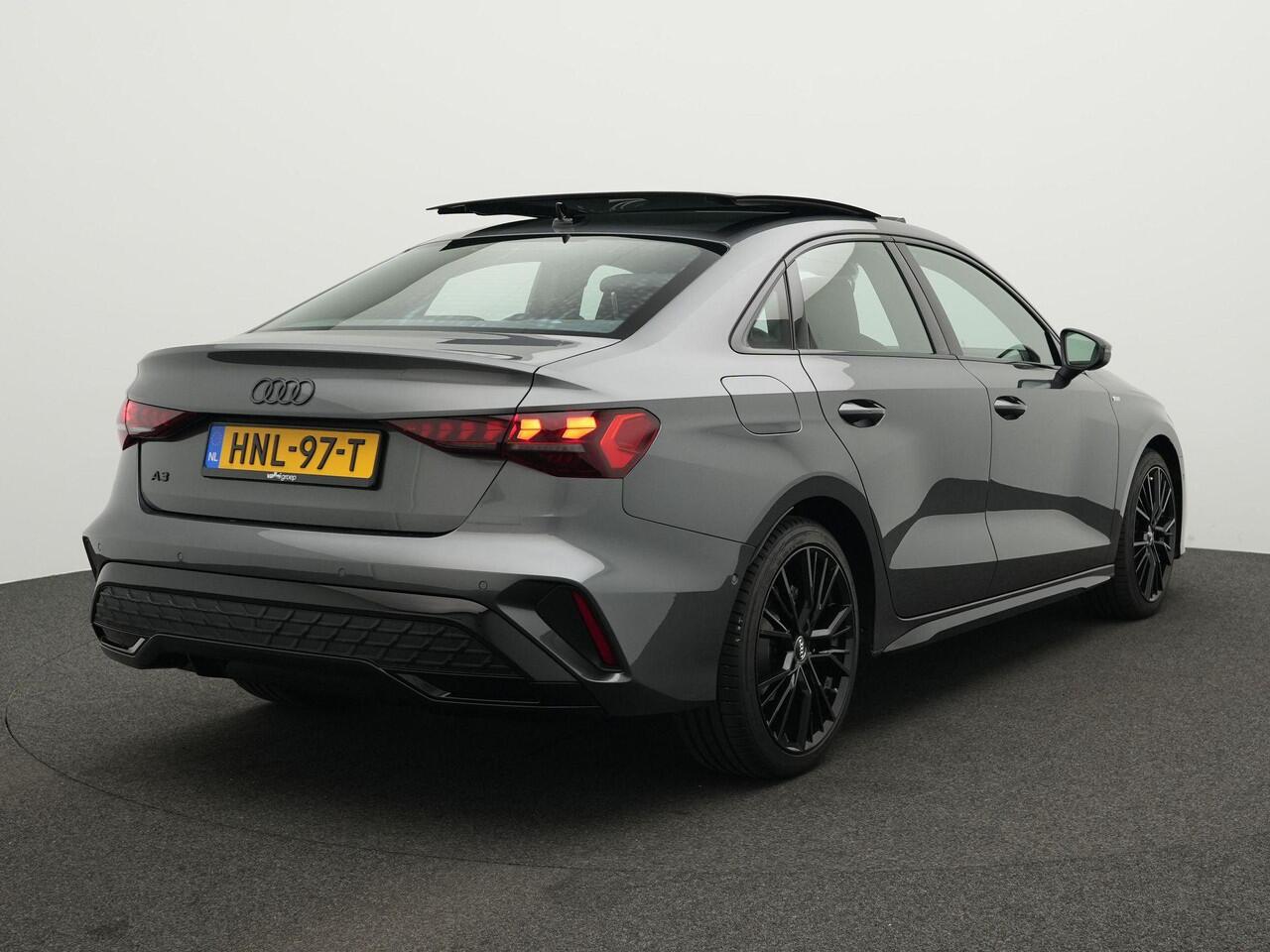 Audi A3 Limousine 30 TFSI 85 kW / 116 pk S edition