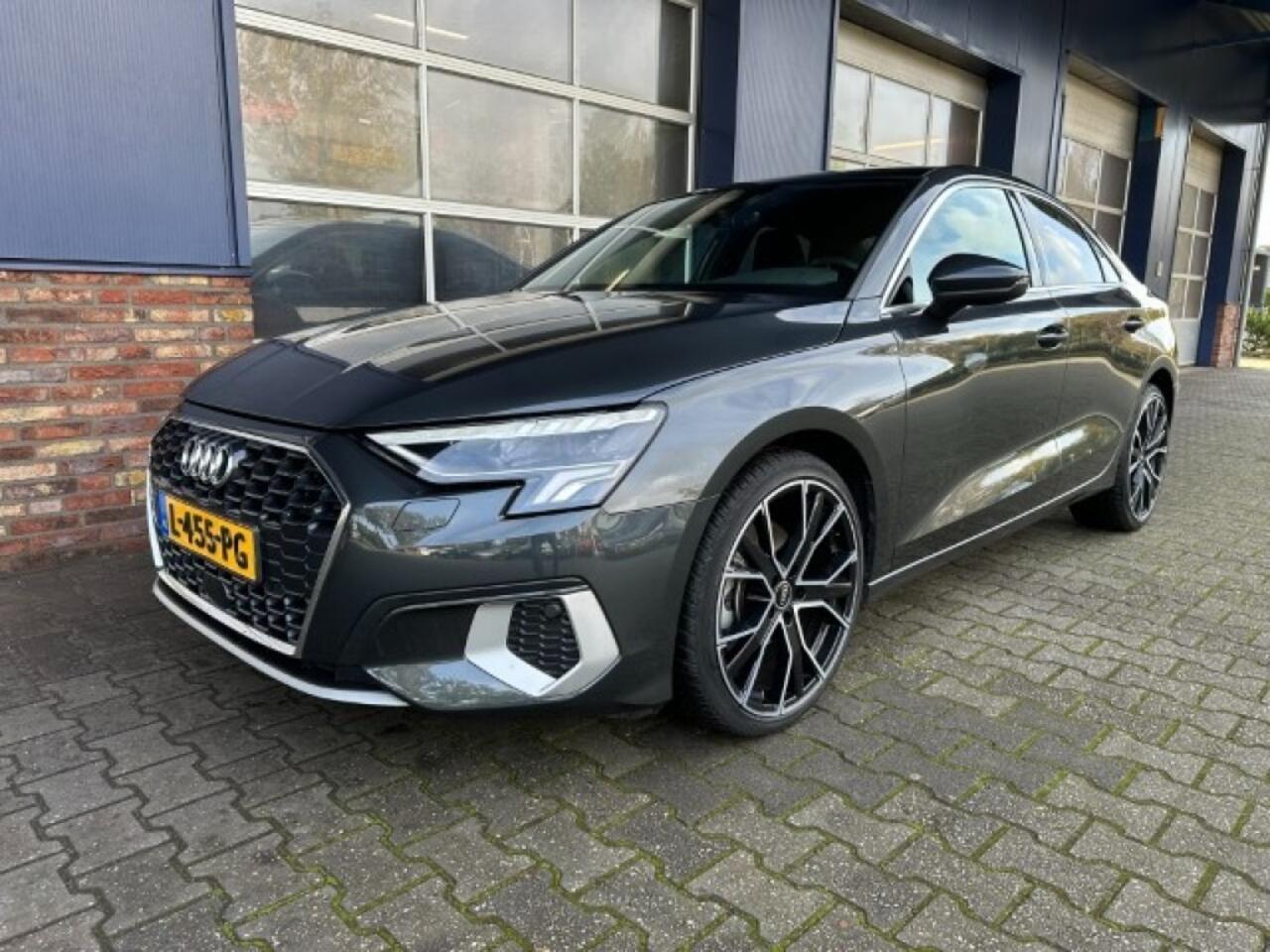 Audi A3 35 TFSI S-TRONIC 150 PK, AUT, PANO, TREKHAAK, STOELVERW, ALL IN prijs.