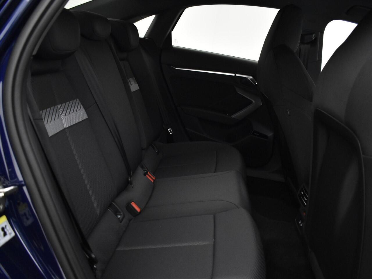 Audi A3 Limousine Advanced edition 30 TFSI 85 kW / 116 PK Limousine · Sonos · Achteruitrijcamera · Stoelverwarming · MEGA Sale