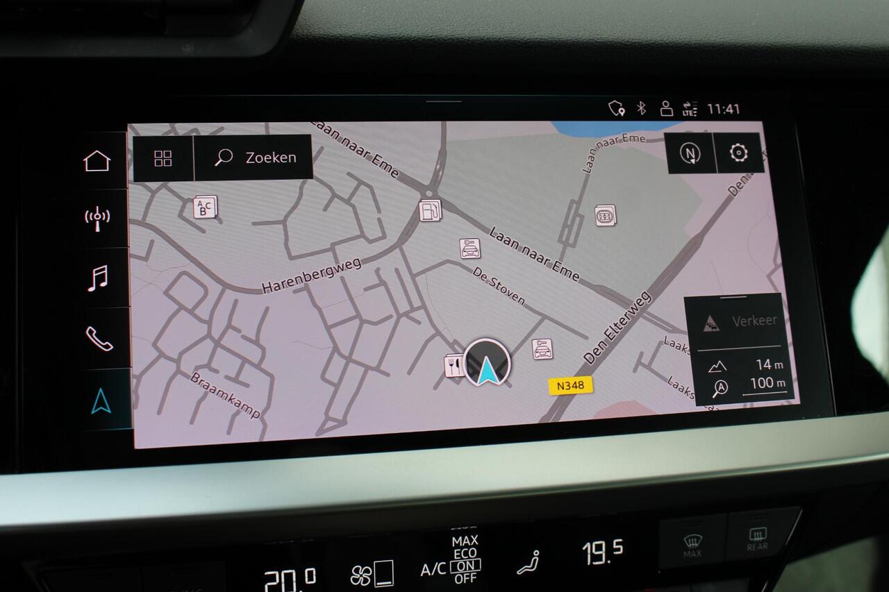Audi A3 Limousine 30 TFSI Business edition Navigatiesysteem | Automaat | Cruise Control | Parkeer Sensoren