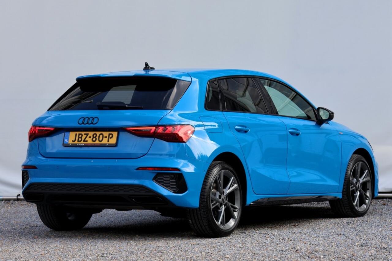 Audi A3 Sportback 40 TFSIe S-Line - 204 pk **Bang Olufsen / Keyless / Camera