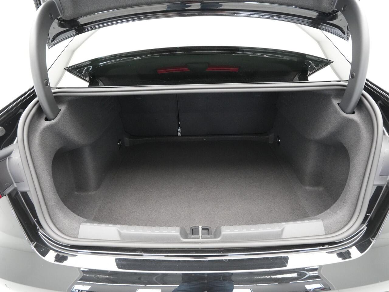 Audi A3 Limousine 30 TFSI S-Tronc S-Line edition Navigatie Pdc Clima Led 49