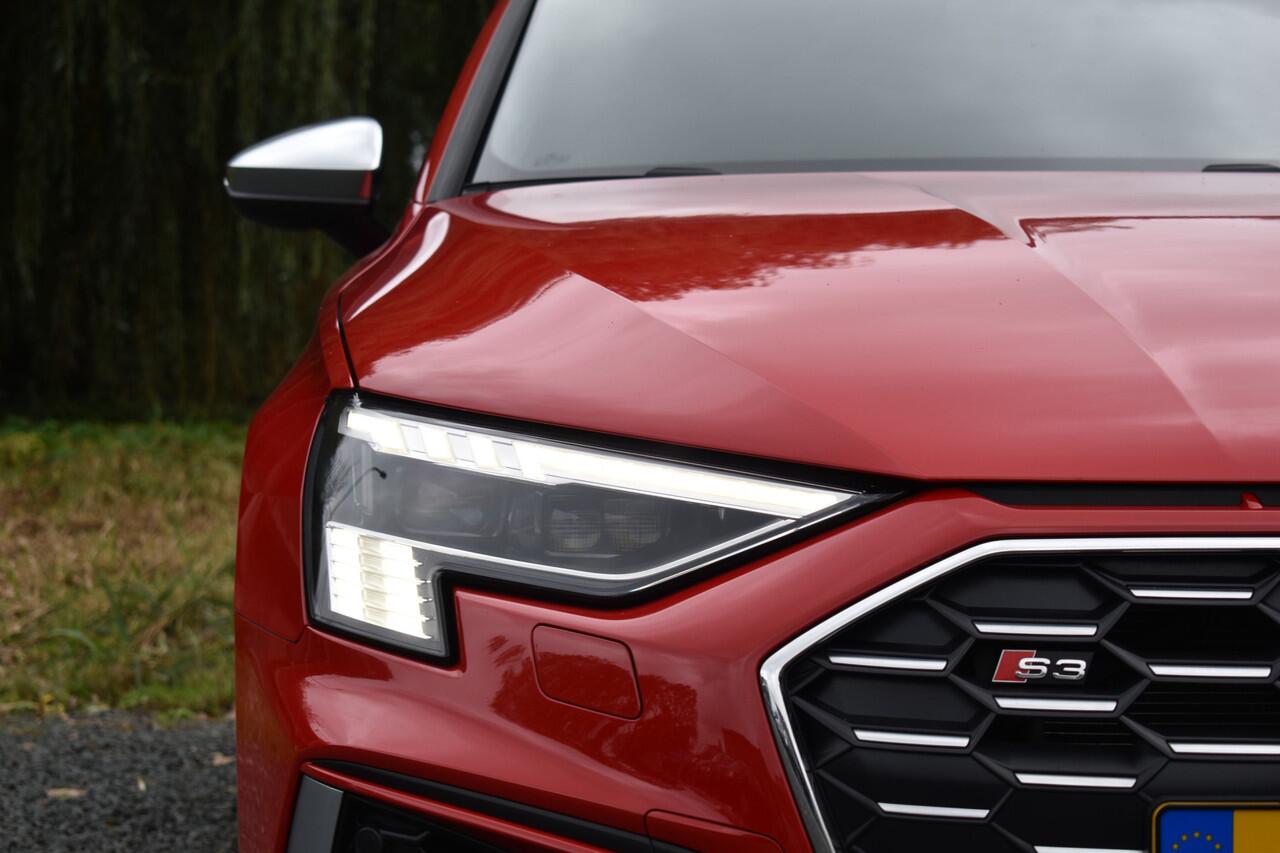 Audi A3 Limousine 2.0 TFSI 310PK S3 QUATTRO HEAD-UP/LEDER/PANORAMADAK