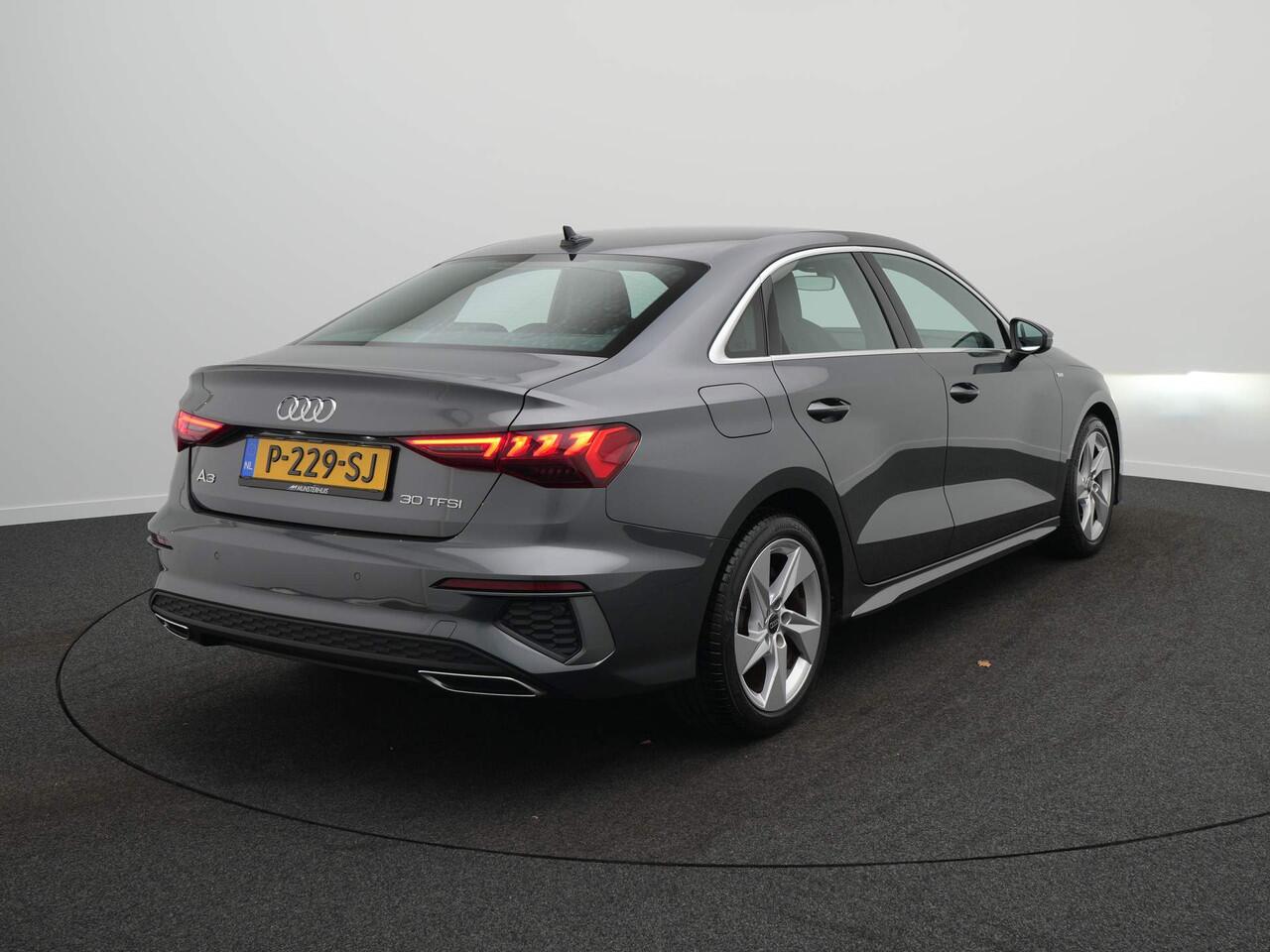 Audi A3 Limousine 30 TFSI S Edition - Occasion Lease Vanaf ¤674 p/m - RIJKLAARPRIJS - Automaat - 2x S-Line - Navigatie