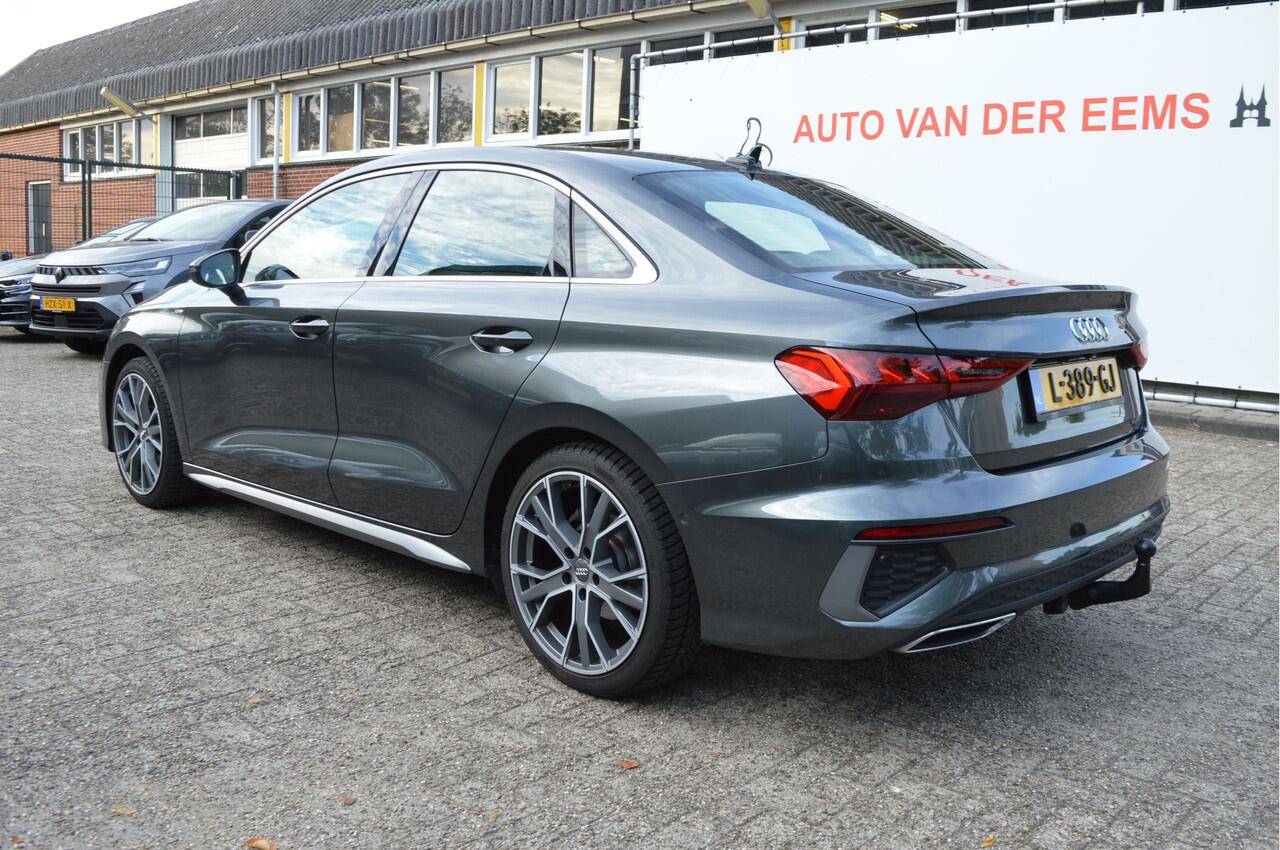 Audi A3 Limousine 30 TFSI Mhev S ed. NL-Auto / Standkachel / Matrix verl. / 2 X S-line / B&O / 18"