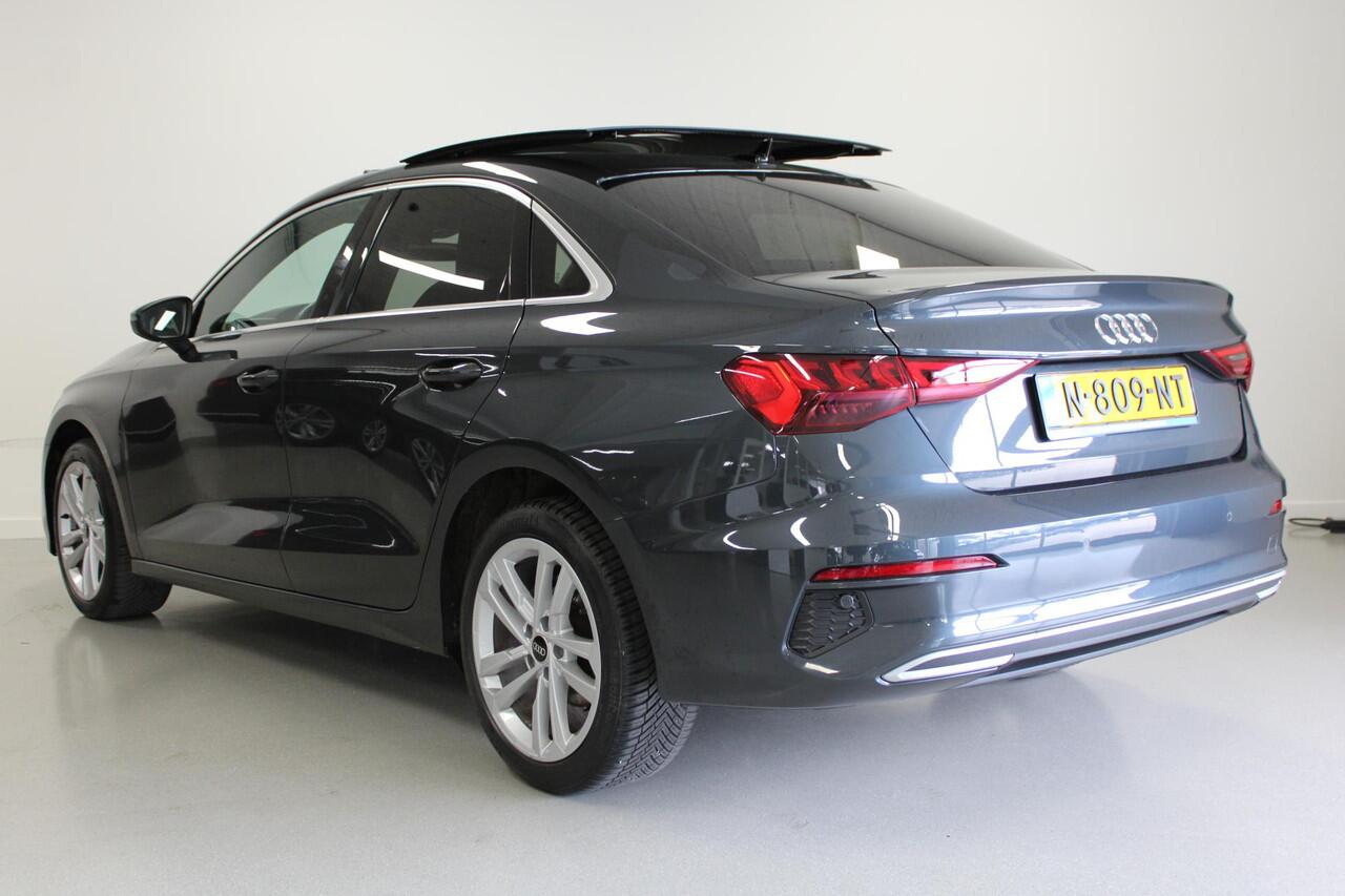 Audi A3 Limousine 30 TFSI Business edition | PANO-DAK | 17'LMV | SPORT-INT | DAB | CRUISE | CARPLAY | NAVI | GETINT-GLAS |