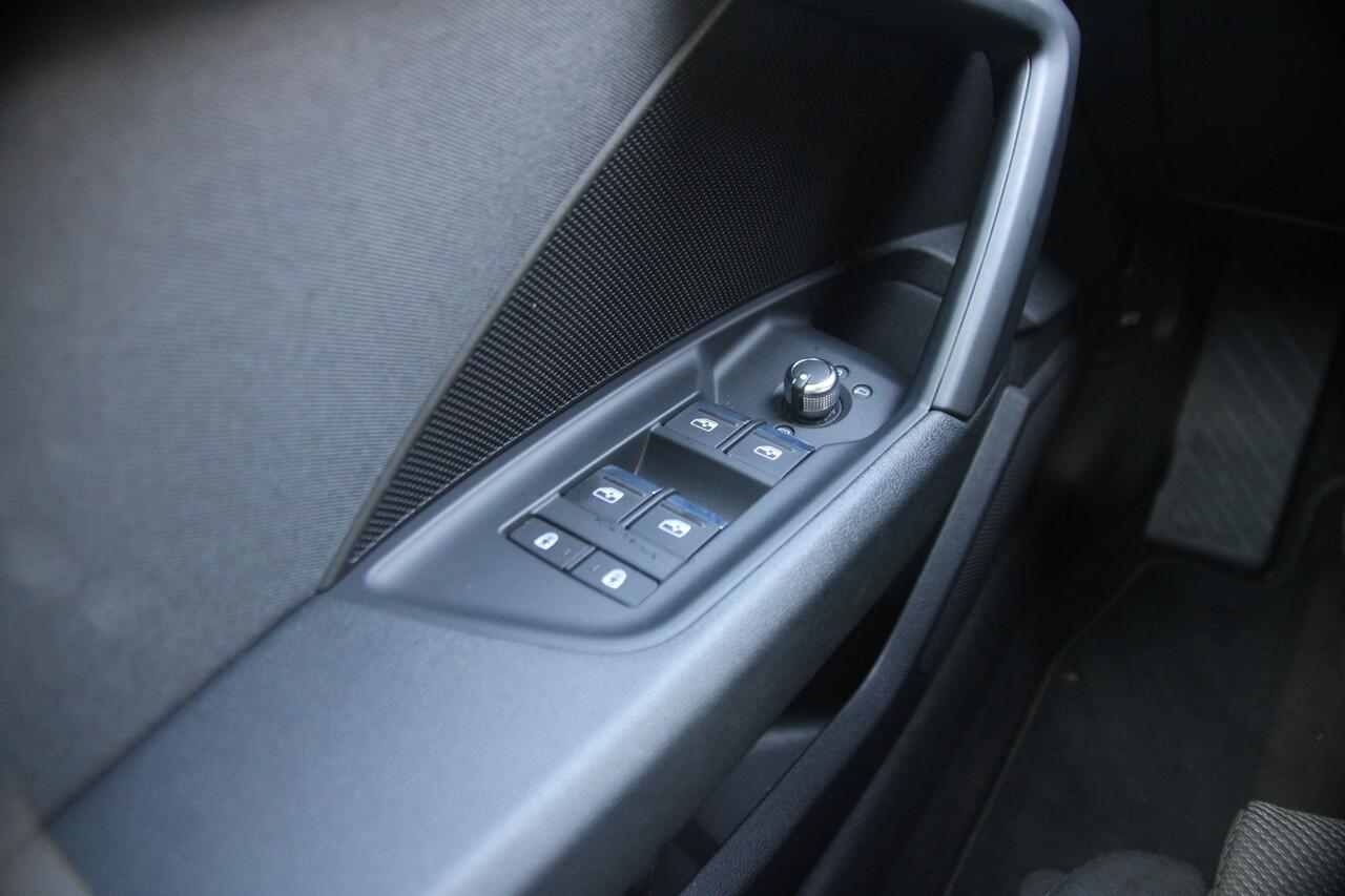 Audi A3 Limousine 35 TFSI Business edition