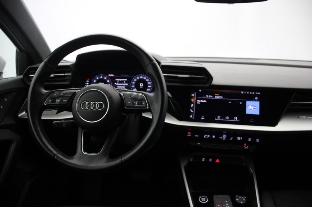 Audi A3 Limousine 30 TFSI Pro Line Automaat - Digitaal Cockpit, Carplay, Navi, Cruise