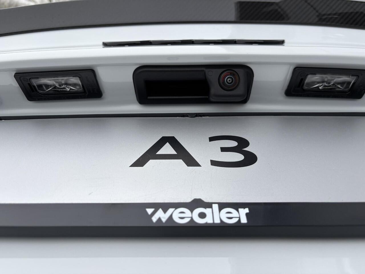 Audi A3 Limousine S edition 30 TFSI 85 kW / 116 PK Limousine 7 versn S tronic 7 | 18" lm Velgen | Elektrisch glazen panorama-dak | Assistentie Pakket |