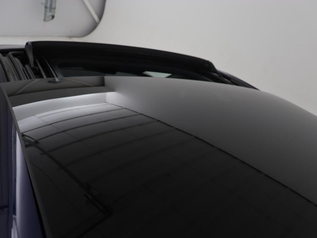 Audi A3 35 TFSI S edition | Panoramadak | Virtual Cockpit | Full LED | Carplay | Sportstoelen | Half leder | Navigatie | Climate control | Parkeerhulp | Bluetooth