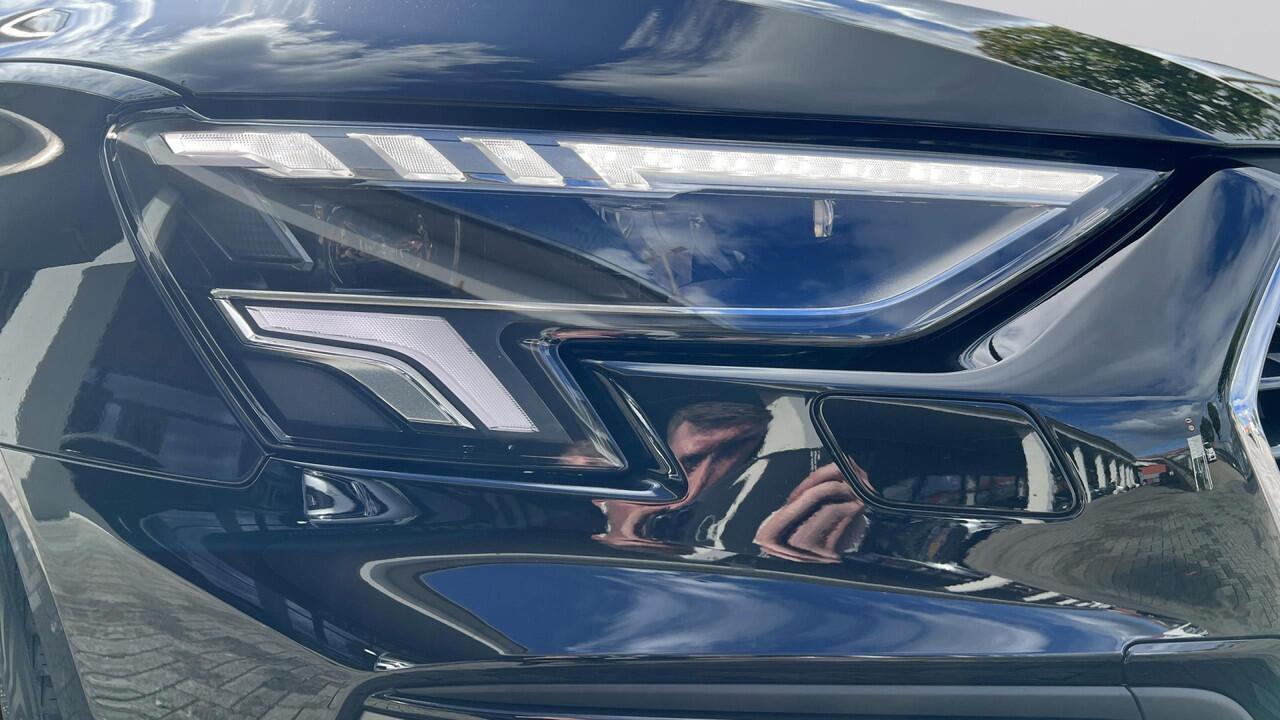 Audi A3 Limousine 30 TFSI 110pk S edition / Carplay / Audi Hold / Dealer onderhouden