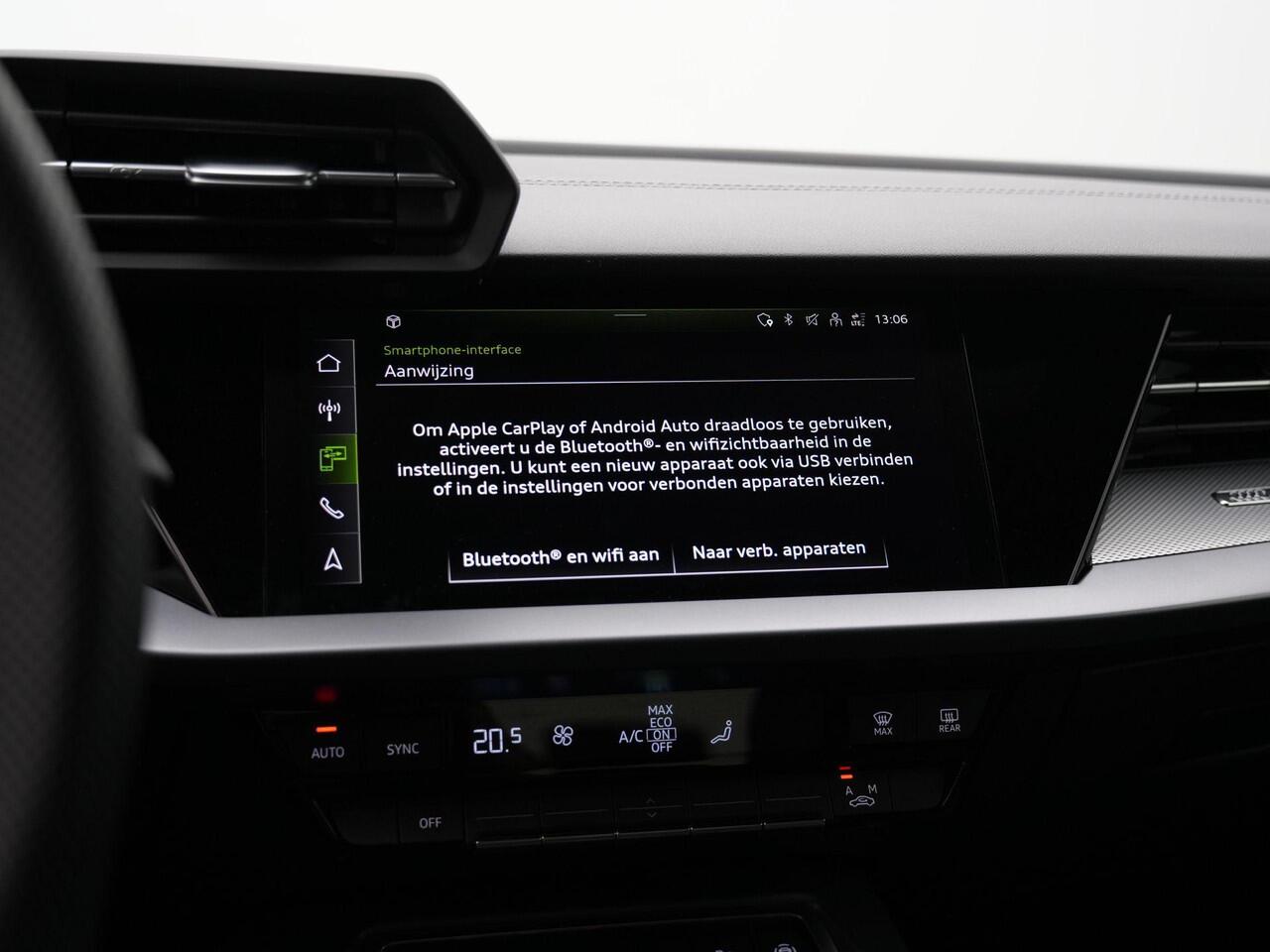 Audi A3 Limousine 30 TFSI 116 pk S-tronic S-Line Business Edition | Navigatie | Parkeersensoren voor/achter | Sportonderstel | Afgevlakt sportstuur