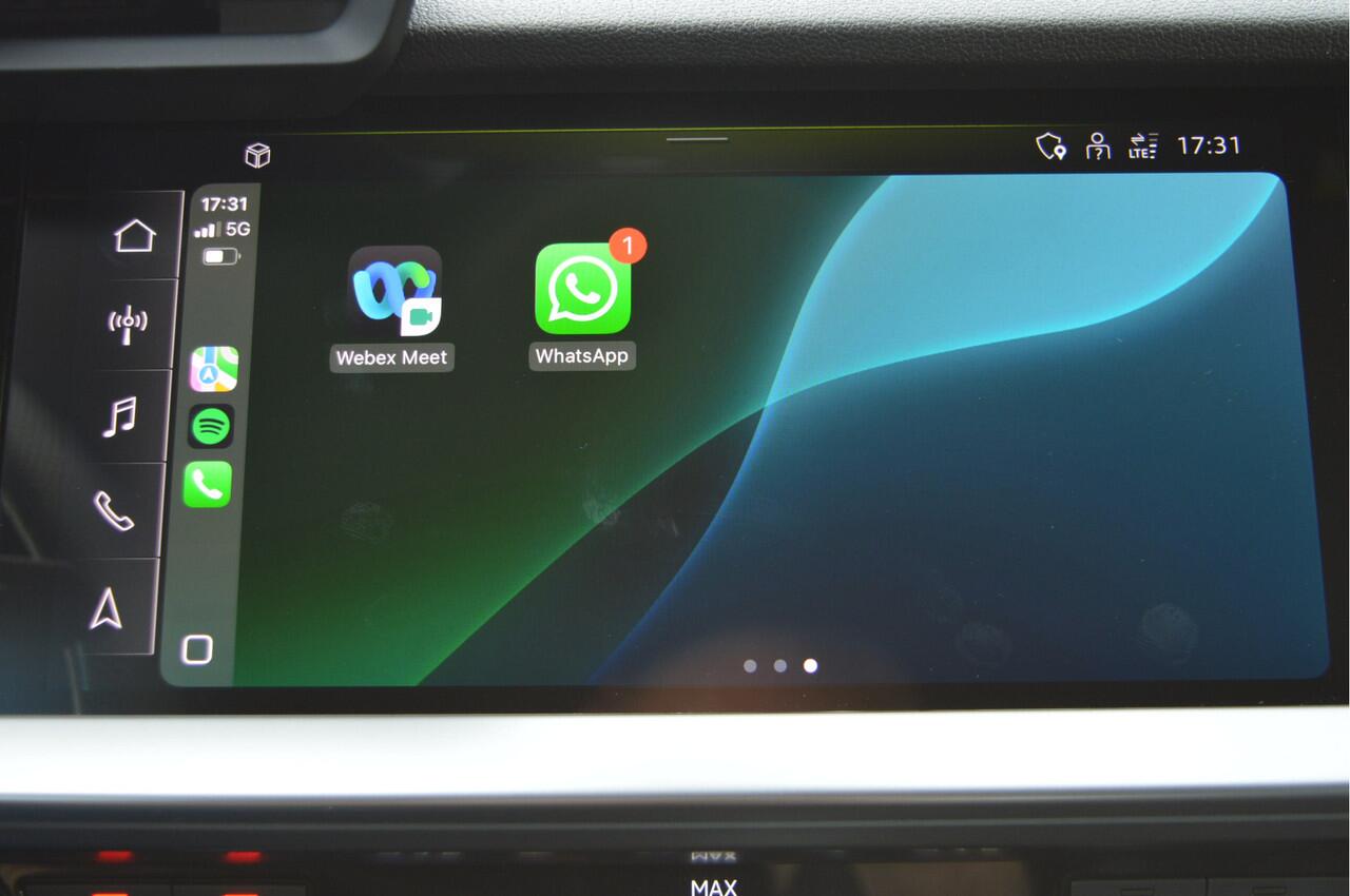 Audi A3 Limousine 30 TFSI Mhev S ed. NL-Auto / Standkachel / Matrix verl. / 2 X S-line / B&O / 18"