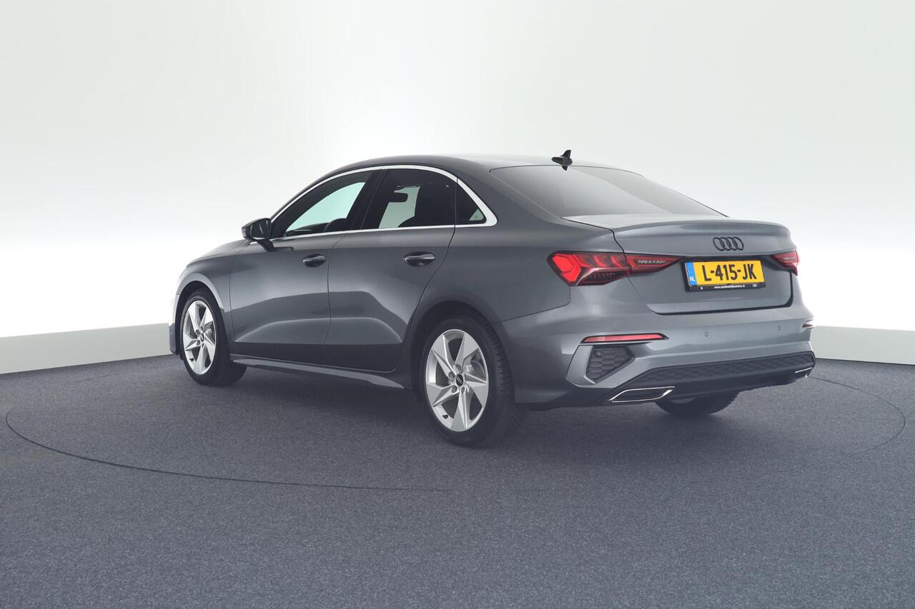 Audi A3 Limousine 35 TFSI 150pk S-Tronic 2x S-Line Navigatie Stoelverwarming