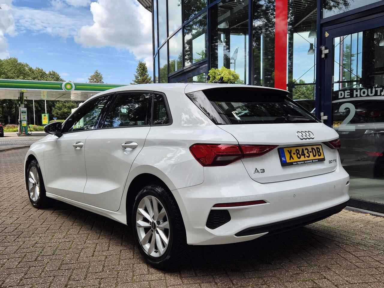 Audi A3 Sportback 30 TFSI Pro Line | Navigatie via Smartphone | Apple Carplay | PDC | Stoelverwarming | Lm Velgen | Airconditioning