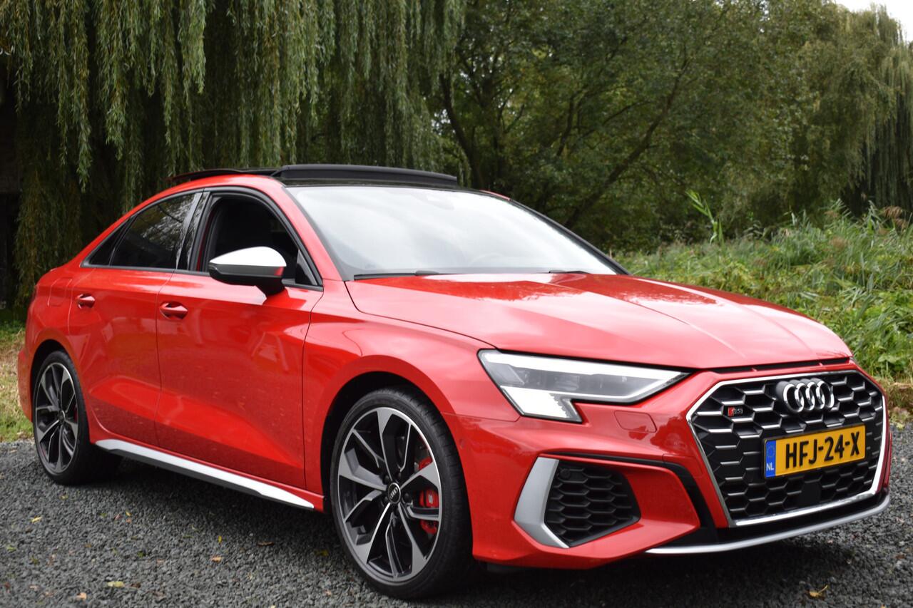 Audi A3 Limousine 2.0 TFSI 310PK S3 QUATTRO HEAD-UP/LEDER/PANORAMADAK