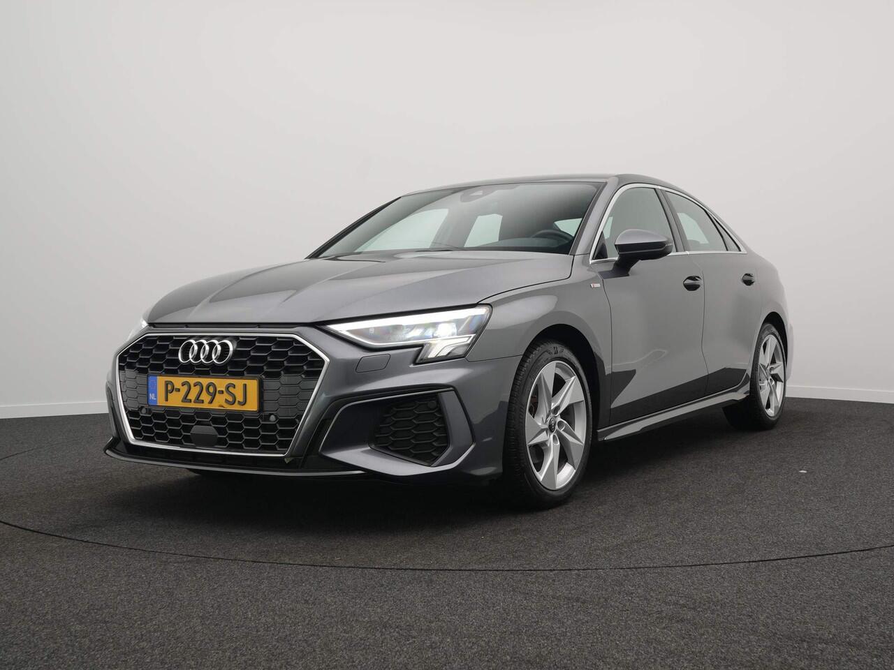 Audi A3 Limousine 30 TFSI S Edition - Occasion Lease Vanaf ¤674 p/m - RIJKLAARPRIJS - Automaat - 2x S-Line - Navigatie