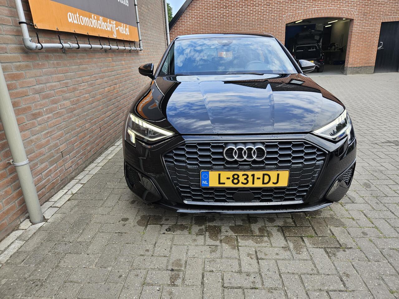 Audi A3 Limousine 30 TFSI Business edition