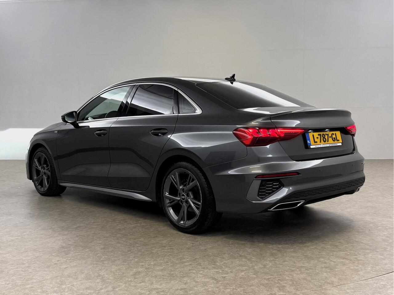 Audi A3 30 TFSI S-Line | Virtual | Carplay | Navi | Parkeersens. | Stoelverw. | LED | NAP