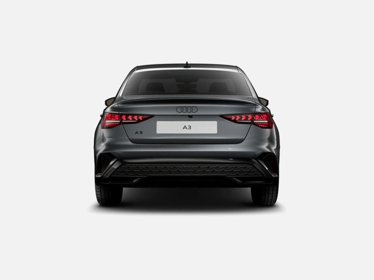 Audi A3 Limousine 30 TFSI S edition 150 PK · Glazen panoramadak · Assis.pak Driving+Parking plus · Privacyglas