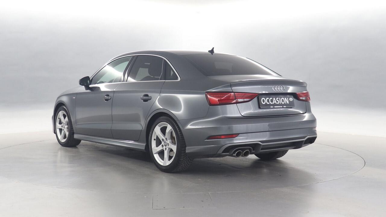 Audi A3 Limousine 35 TFSI 150pk CoD Sport S Line Edition S-Tronic / Navigatie / Cruise Control / Xenon