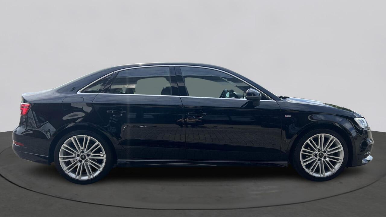 Audi A3 Limousine 30 TFSI 115pk Automaat Sport S Line Edition / Demonstratieauto