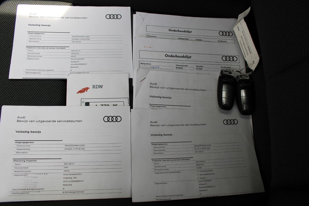 Audi A3 Limousine 30 TFSI Business edition Navigatiesysteem | Automaat | Cruise Control | Parkeer Sensoren