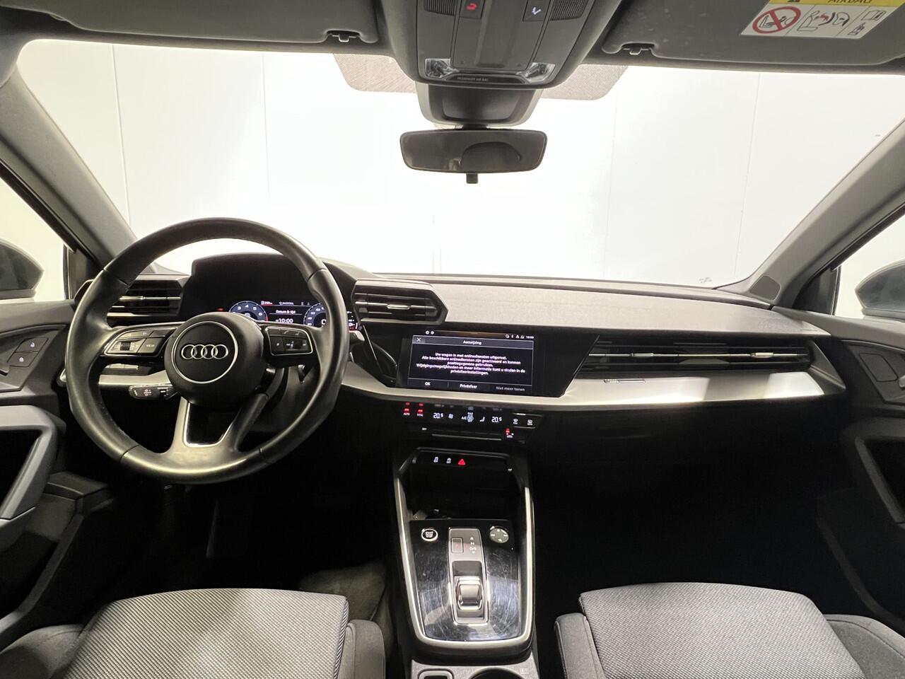 Audi A3 Limousine 30 TFSI Advanced edition | Navigatie/Android/Apple Carplay | LM Velgen 17" | PDC Achter | Cruise Control | Airco |