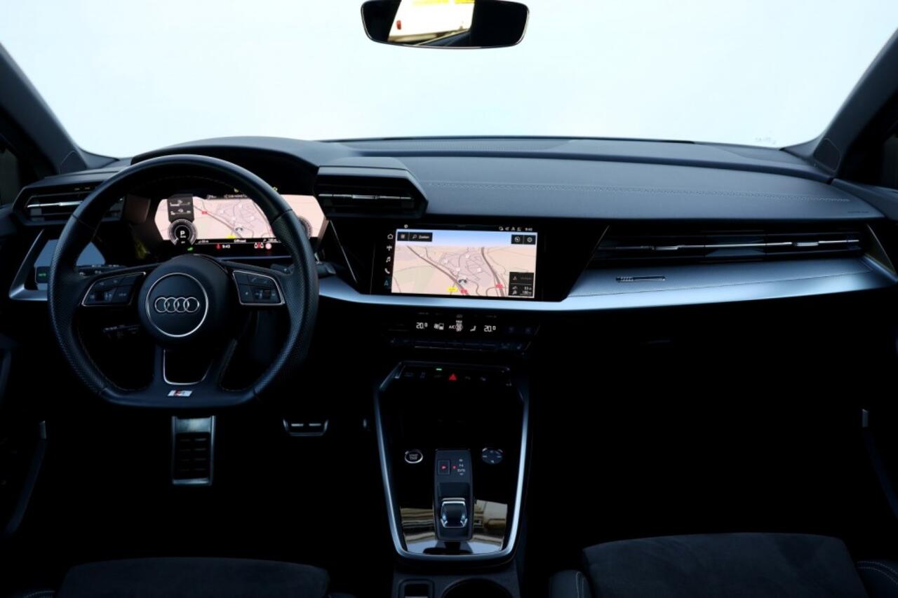 Audi A3 Sportback 40 TFSIe S-Line - 204 pk **Bang Olufsen / Keyless / Camera