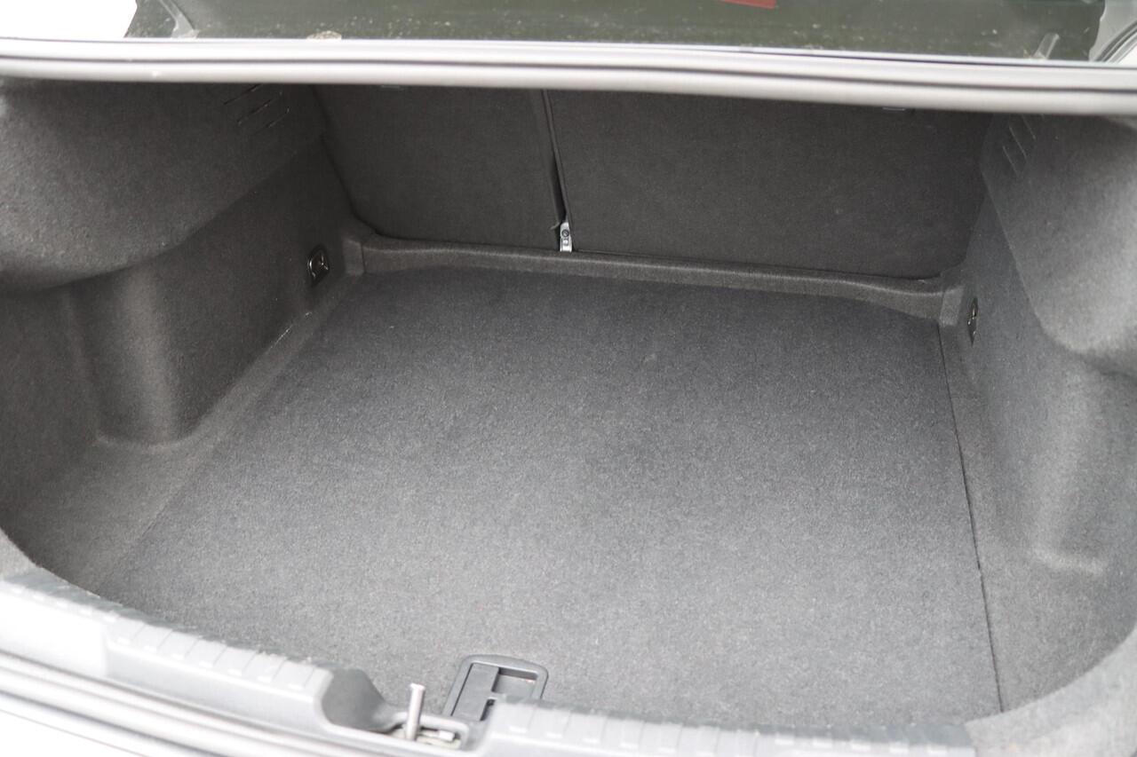 Audi A3 Limousine 35 TFSI S-Line Edition 150pk S-Tronic