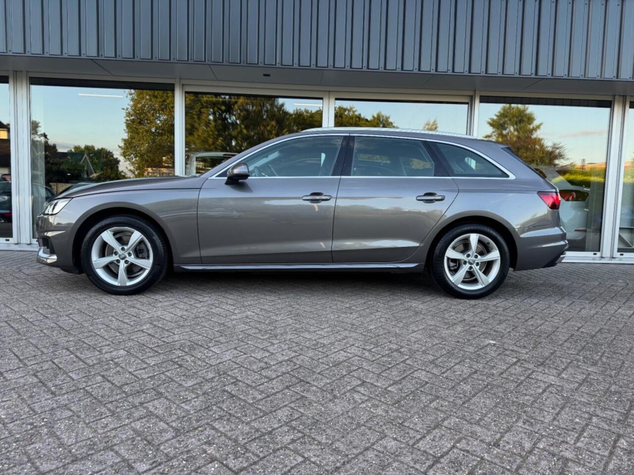 Audi A4 A4 Avant 35 TFSI Launch edition Business